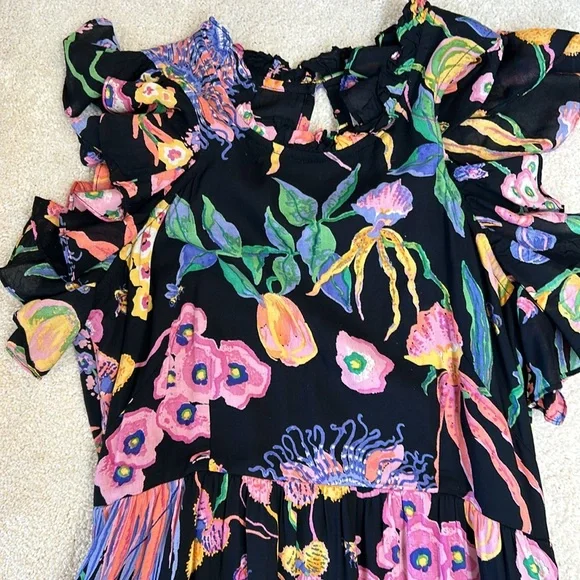 Banjanan Maxi Dress - Picture 6 of 15